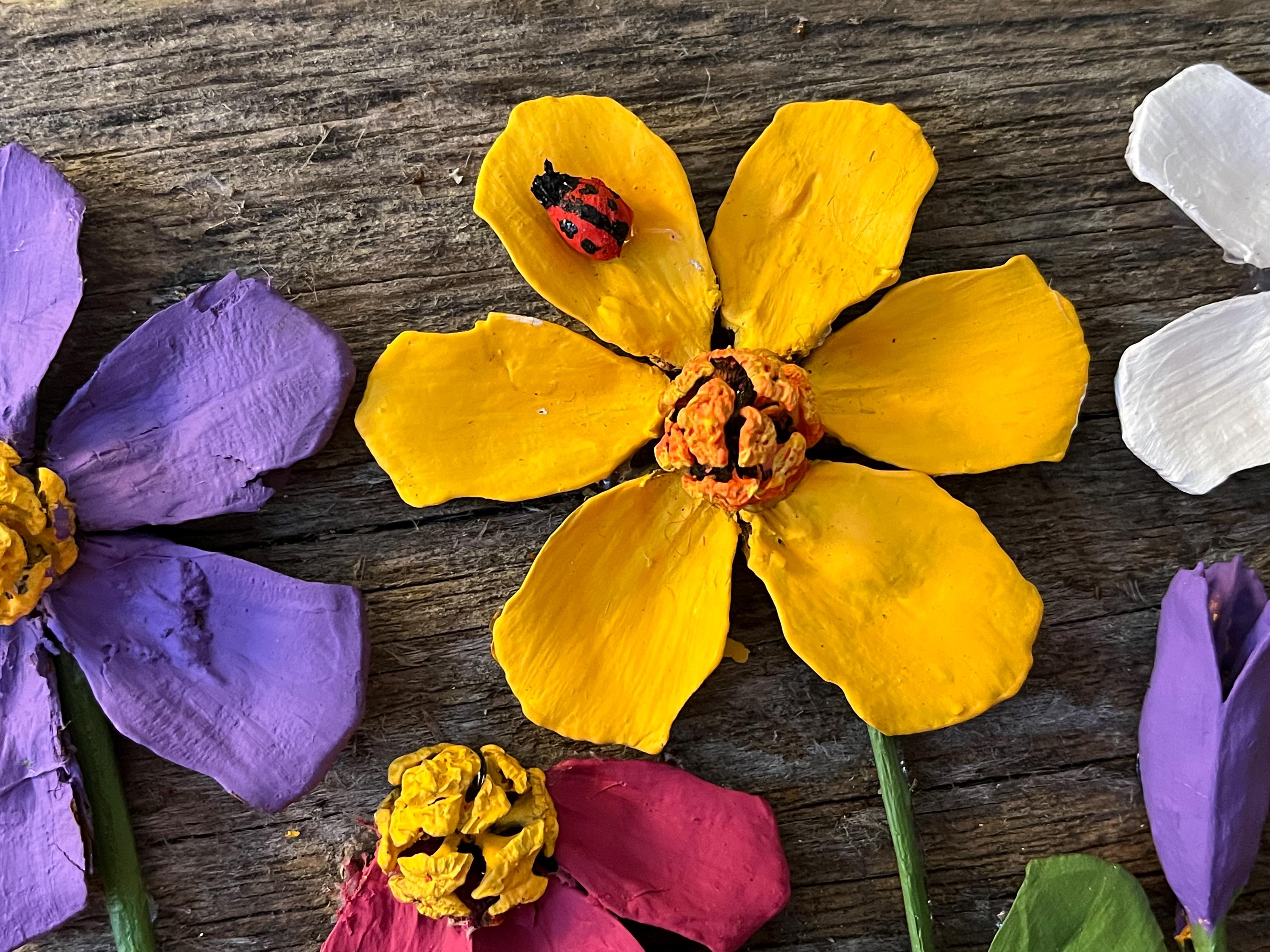 Pine Cone Wall Hanging Zinnia Spring Flower Garden on Rustic Barnwood Ready to Hang its a beauty!